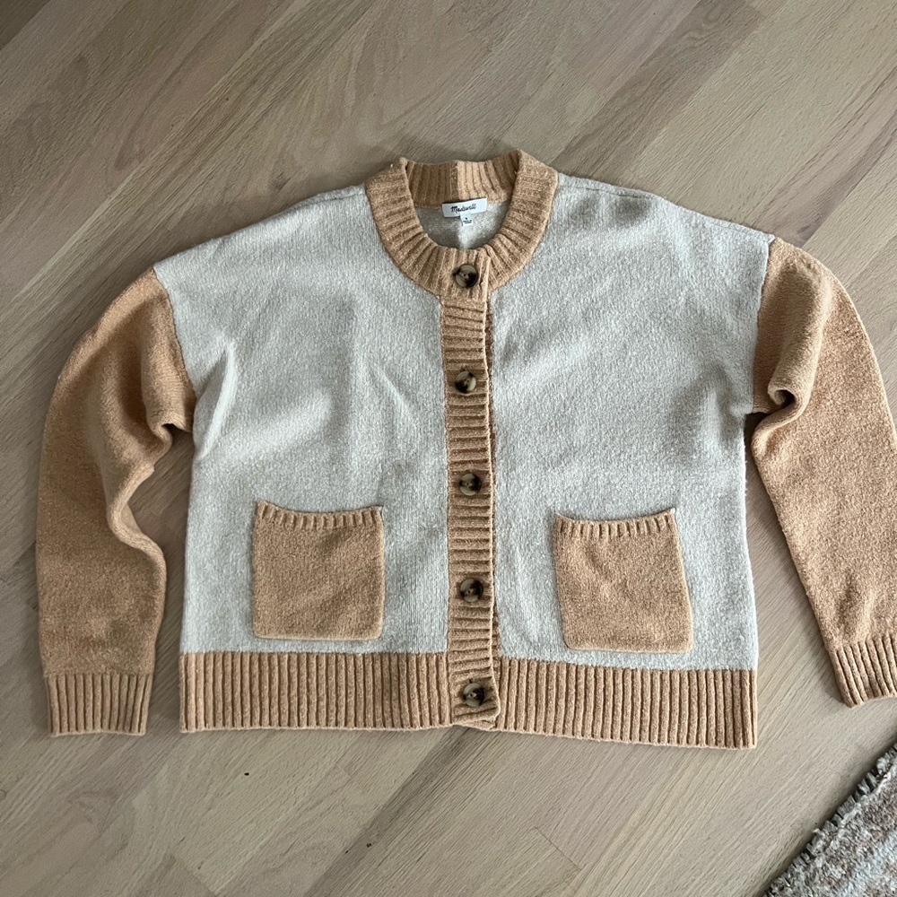 Madewell beige cardigan size small